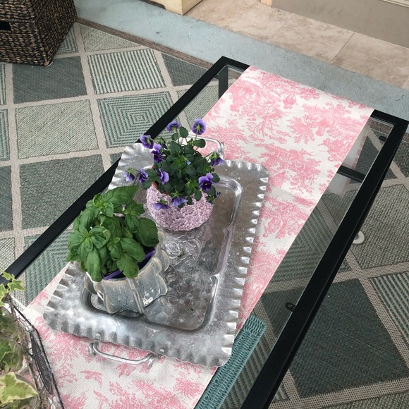 Elegant Pink Toile Table Runner - Picture 4 of 6